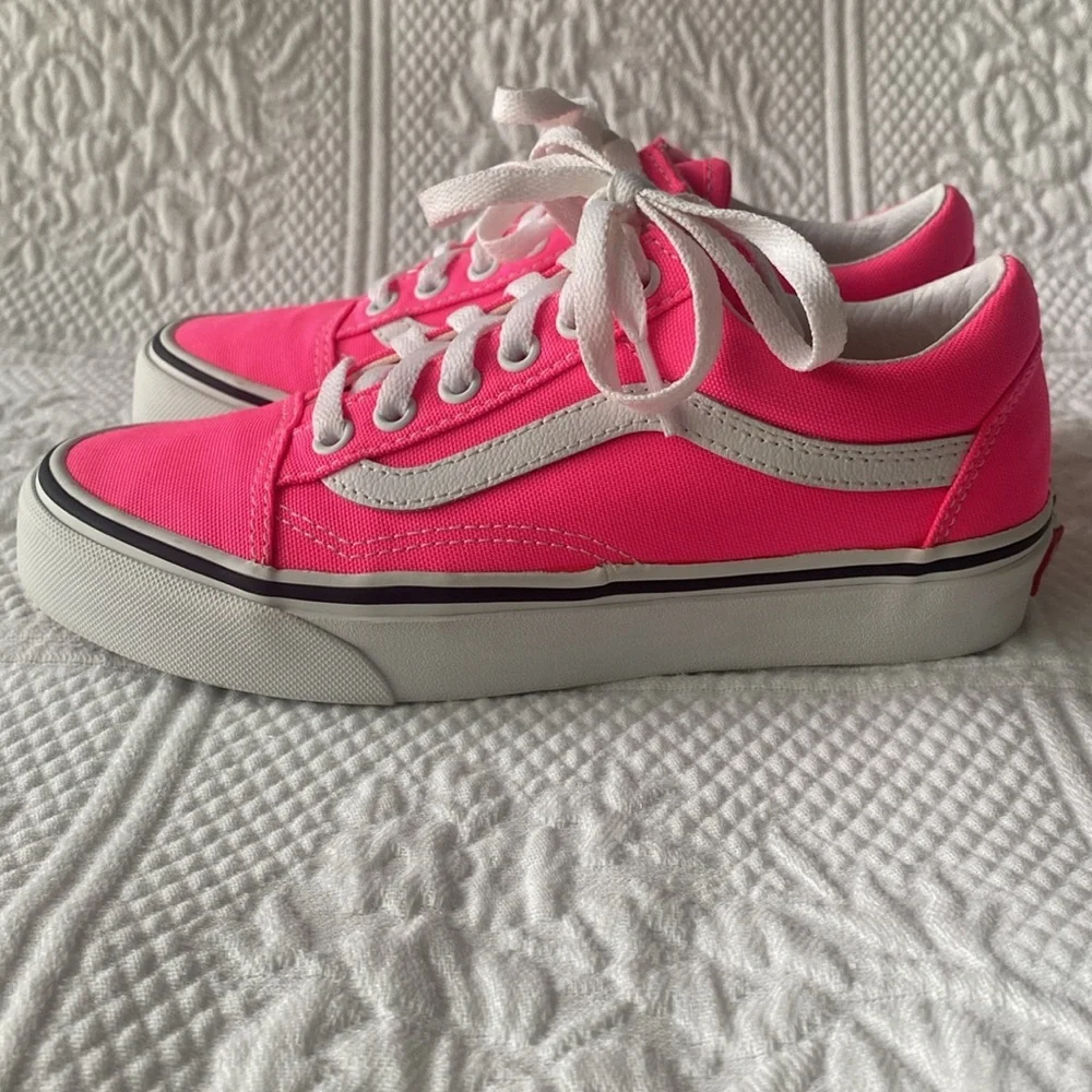 Vans Old Skool Neon Knockout Pink/True White Sneakers Skater Shoes Valentines - Picture 2 of 10